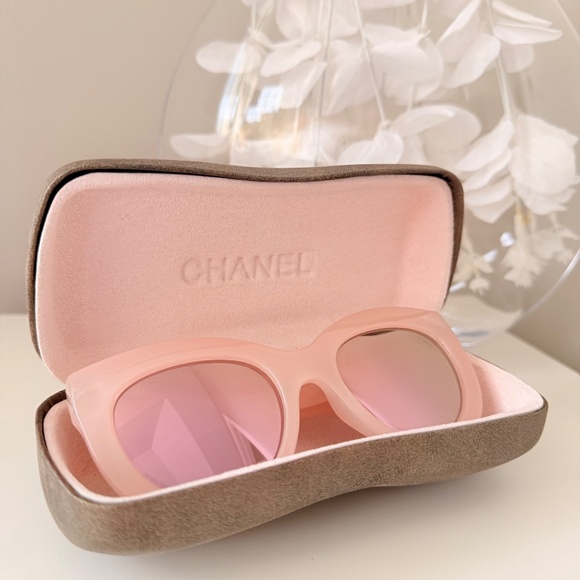 Seafolly Tortola Cat-Eye Sunglasses in Rose Ice - Picture 6 of 8